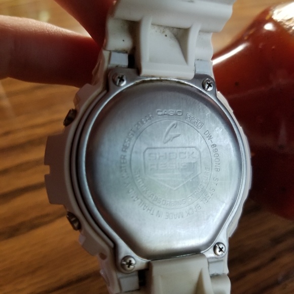 Casio 3230 Black Screen All White Watch Eminem - Picture 2 of 7